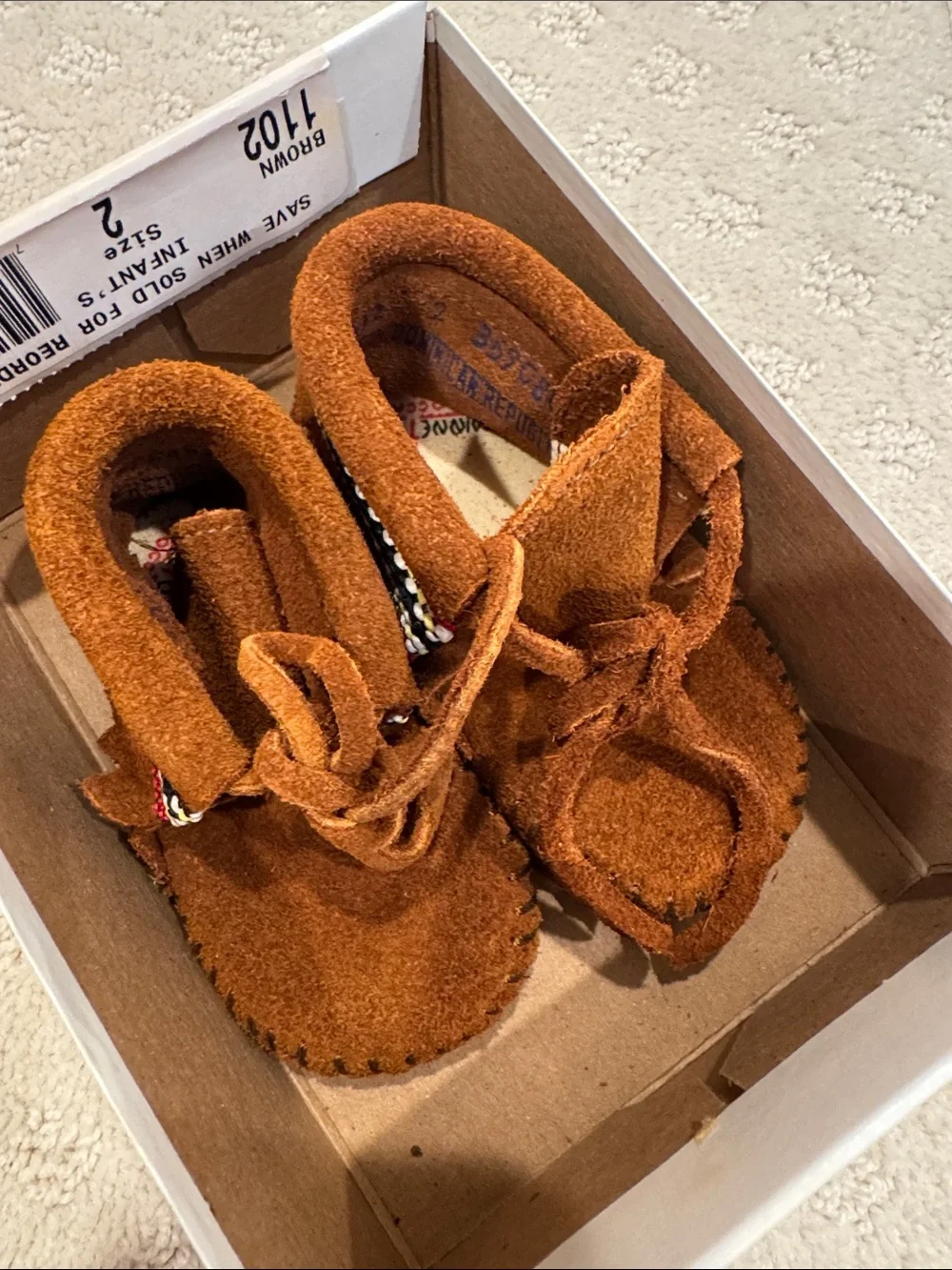 Minnetonka Infant Size 2 Brown Suede Moccasins with Woven Accent